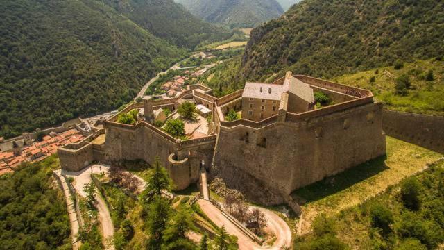 Maison Les Ramparts Villefranche-de-Conflent Exterior foto